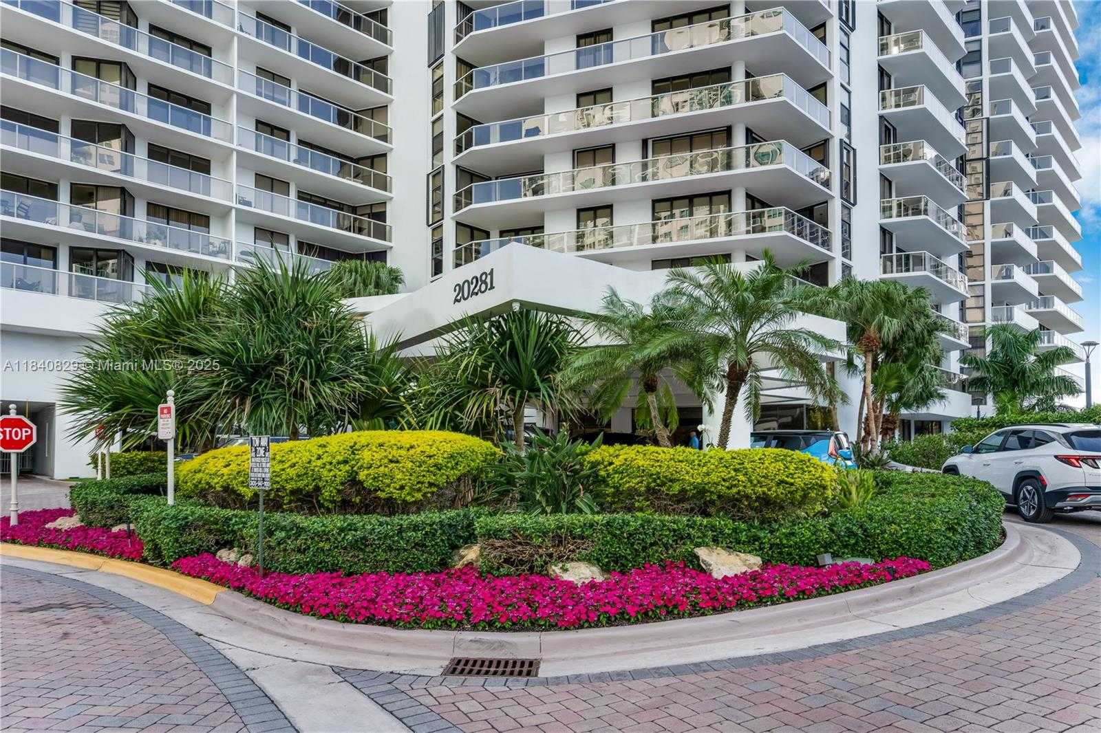 Small Image of 20281 EAST COUNTRY CLUB DR #405, Aventura Number 33