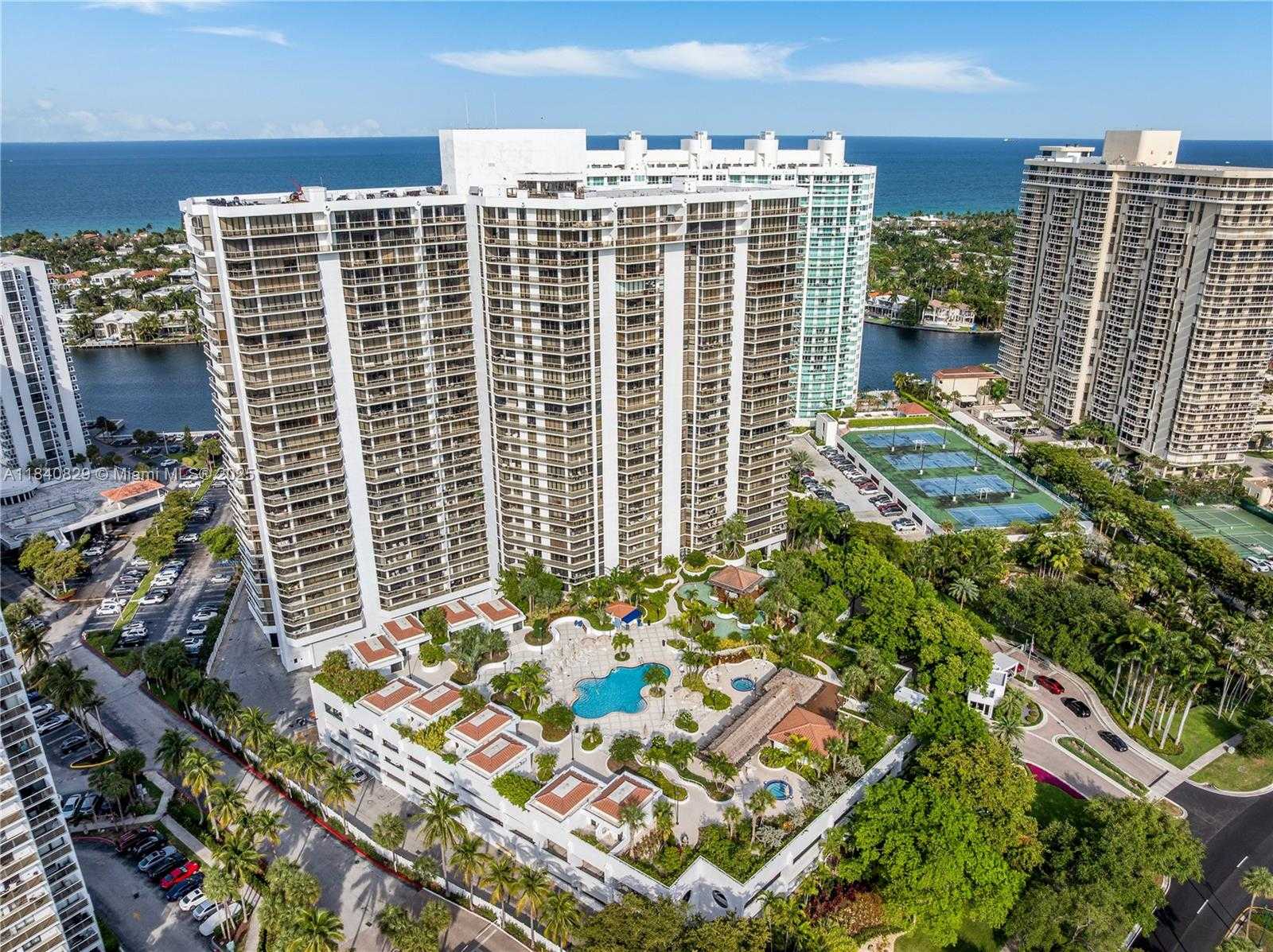 Small Image of 20281 EAST COUNTRY CLUB DR #405, Aventura Number 38