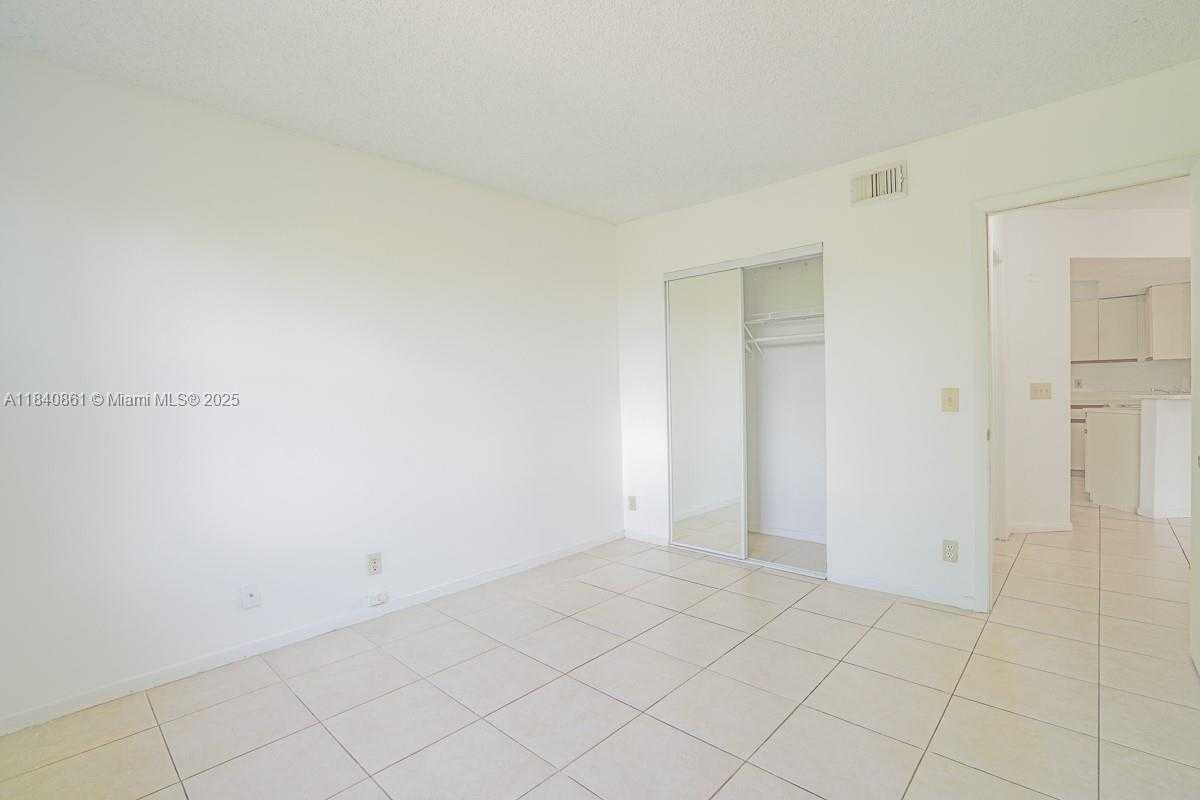 Small Image of 9033 WILES RD #304, Coral Springs Number 13