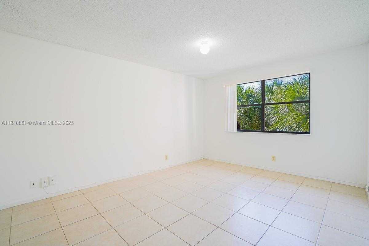 Small Image of 9033 WILES RD #304, Coral Springs Number 15