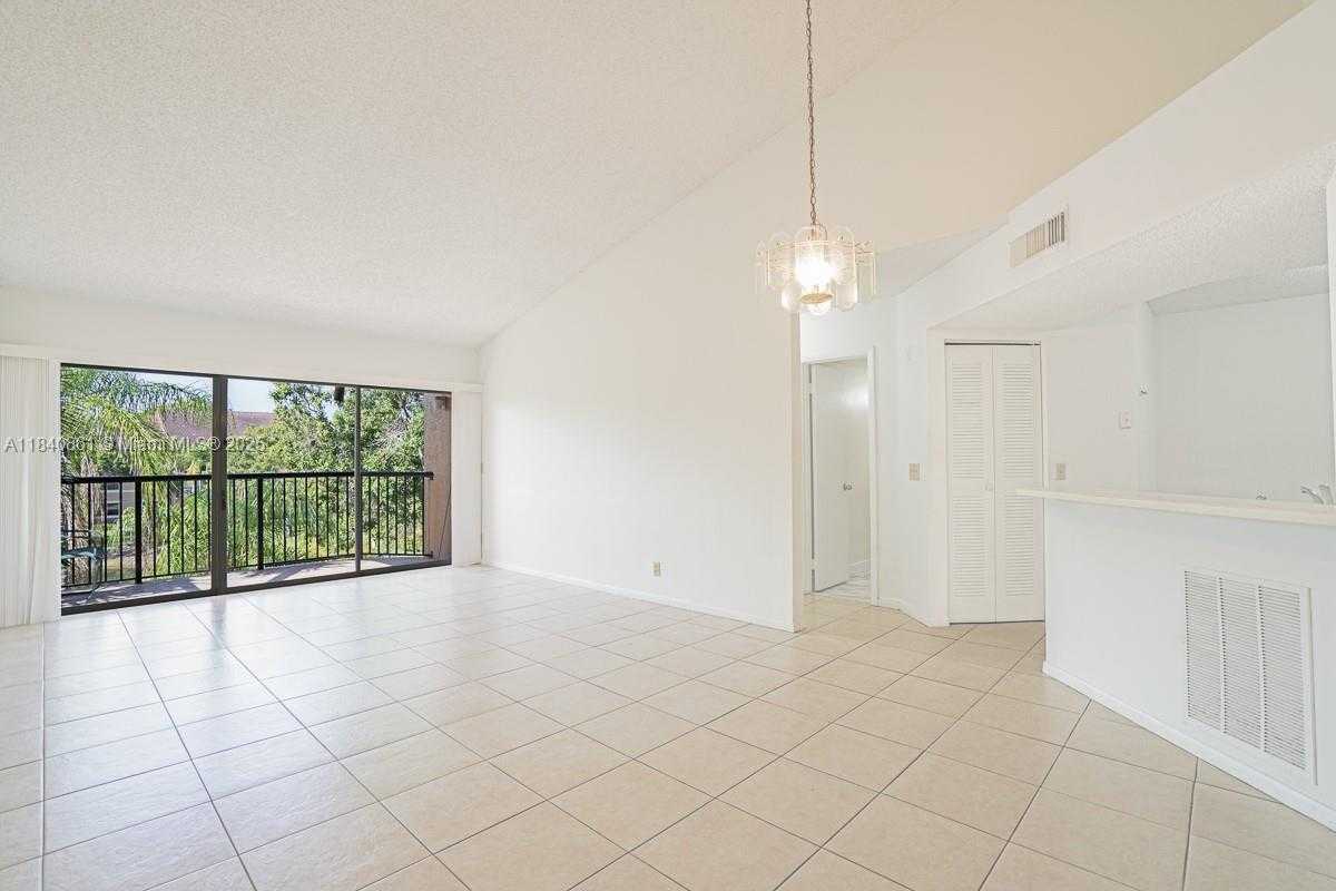 Small Image of 9033 WILES RD #304, Coral Springs Number 19
