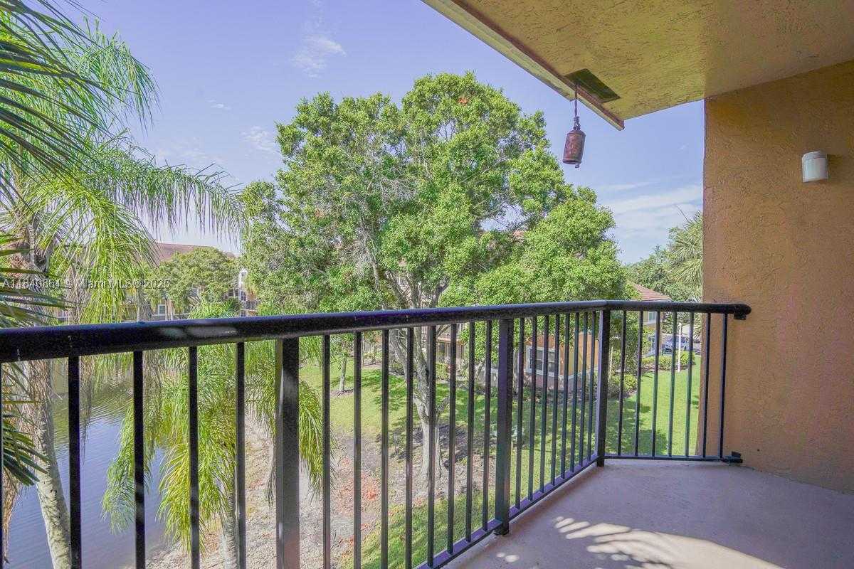 Small Image of 9033 WILES RD #304, Coral Springs Number 24