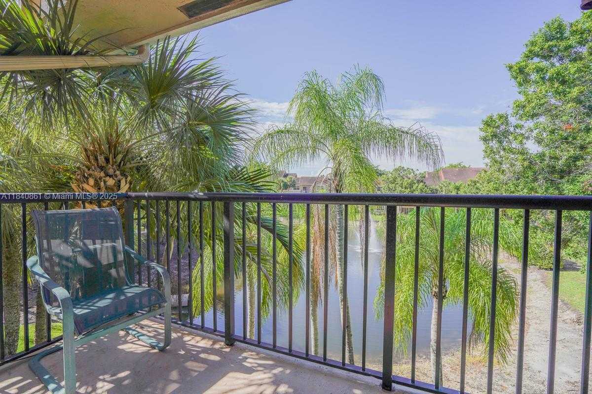 Small Image of 9033 WILES RD #304, Coral Springs Number 25