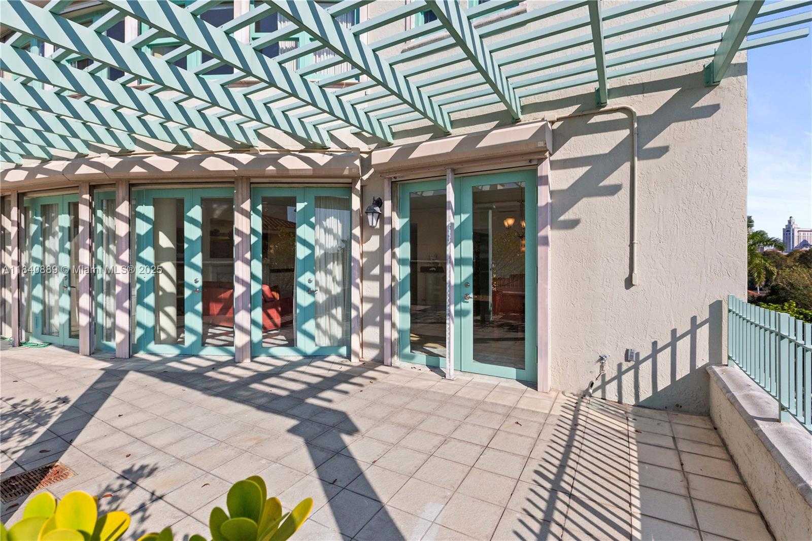 Small Image of 610 VALENCIA AVE #503, Coral Gables Number 14