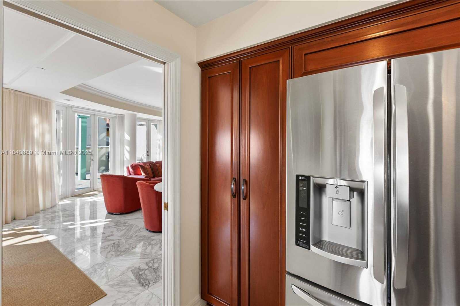 Small Image of 610 VALENCIA AVE #503, Coral Gables Number 21