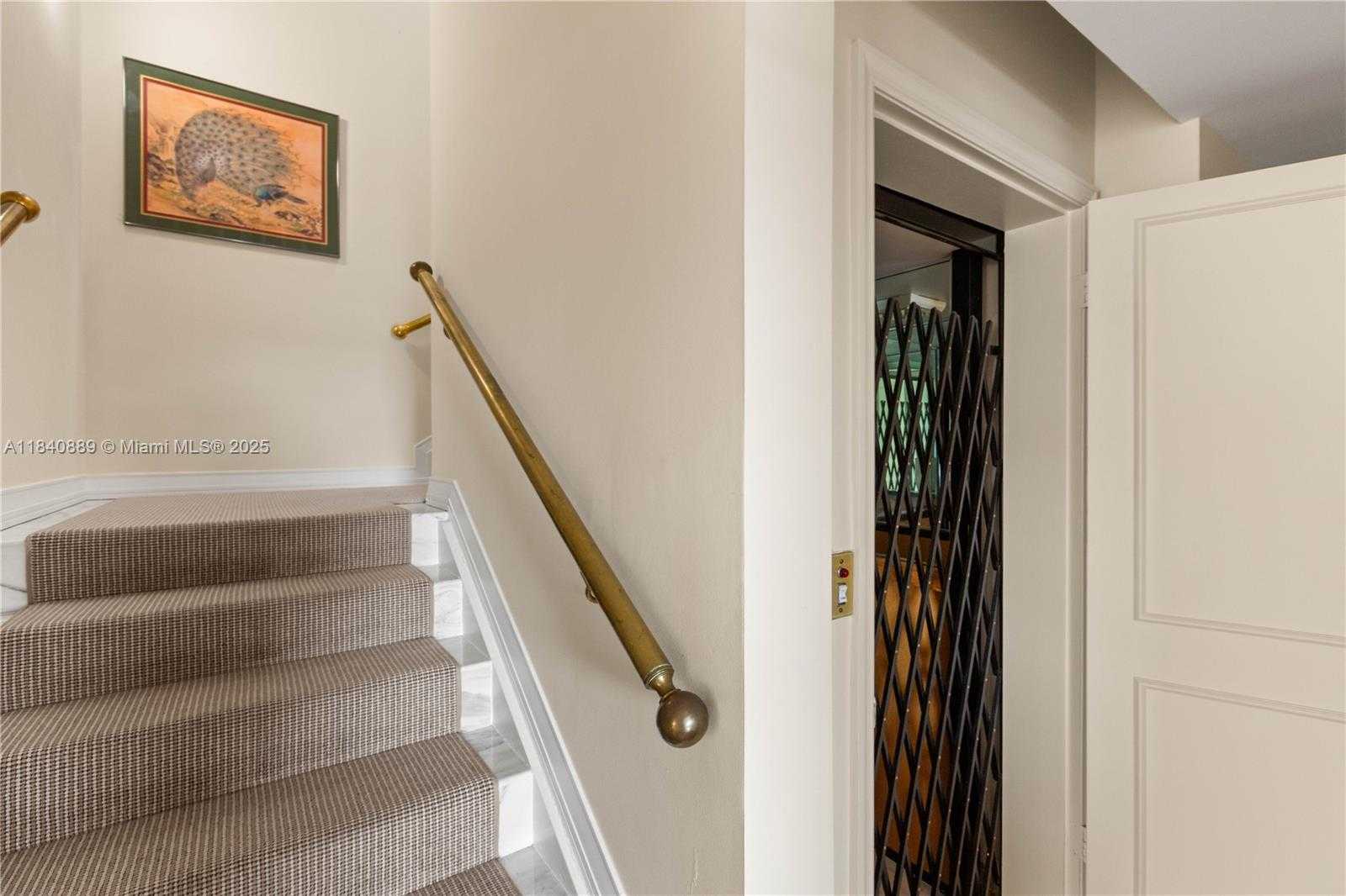 Small Image of 610 VALENCIA AVE #503, Coral Gables Number 24
