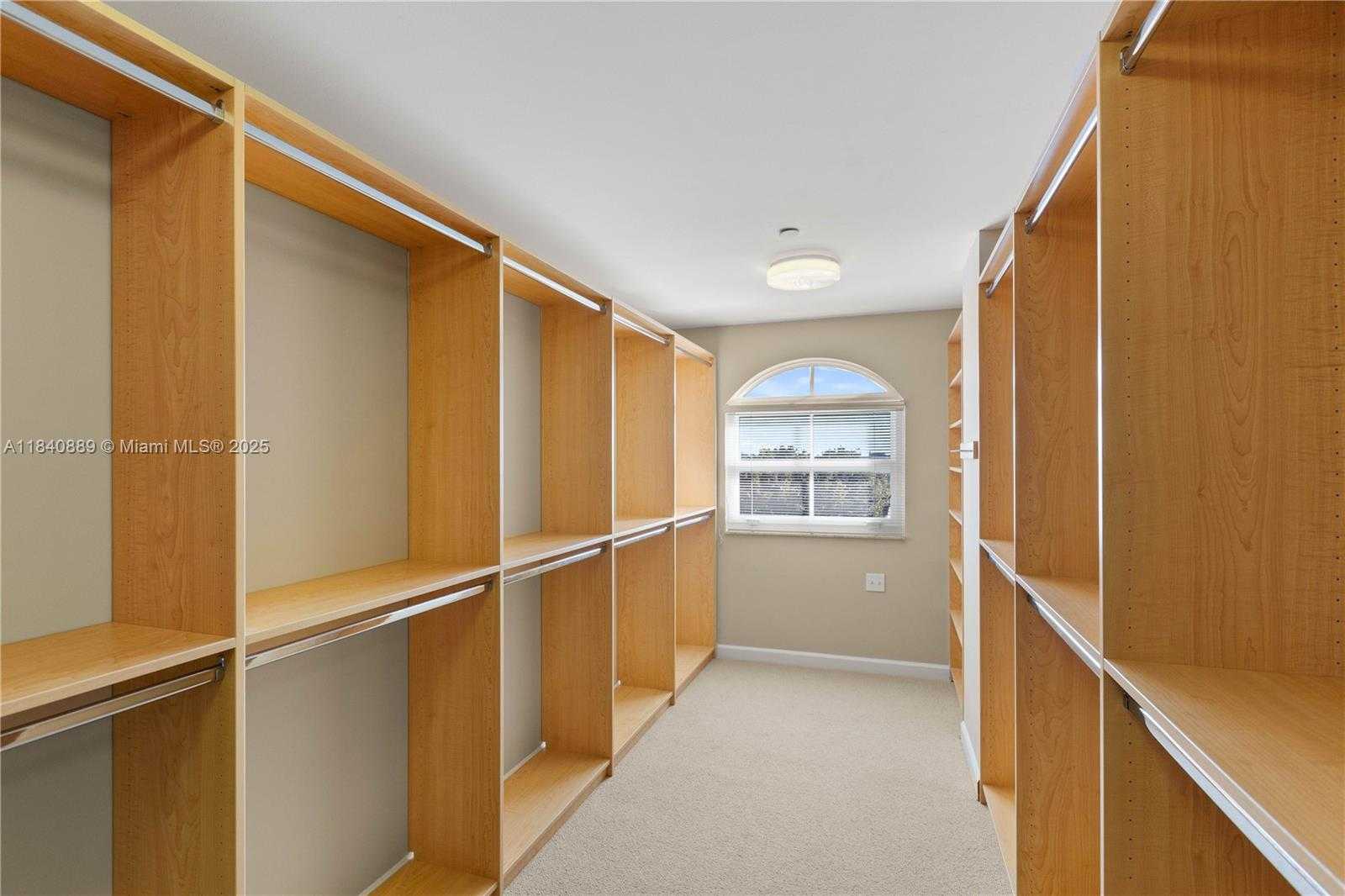 Small Image of 610 VALENCIA AVE #503, Coral Gables Number 41