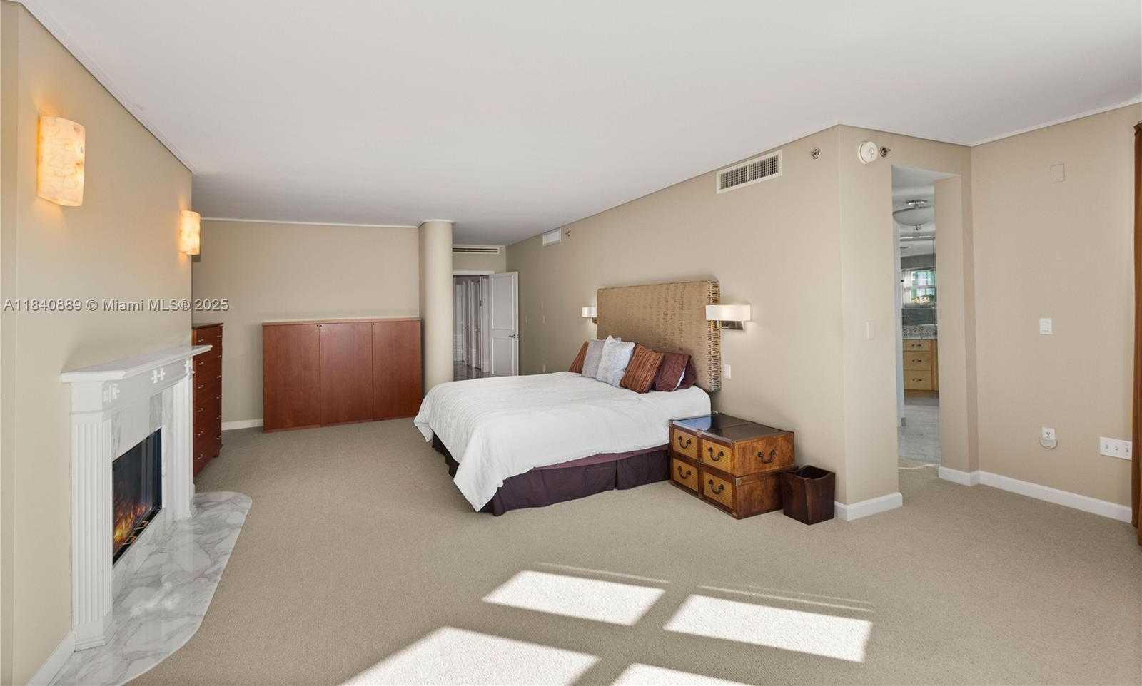 Small Image of 610 VALENCIA AVE #503, Coral Gables Number 42