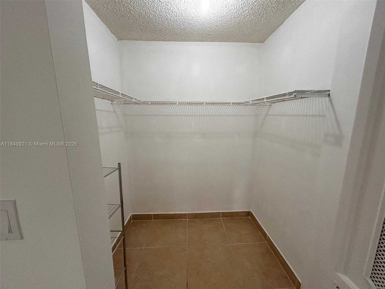 Small Image of 16919 NORTH BAY RD #204, Sunny Isles Beach Number 29