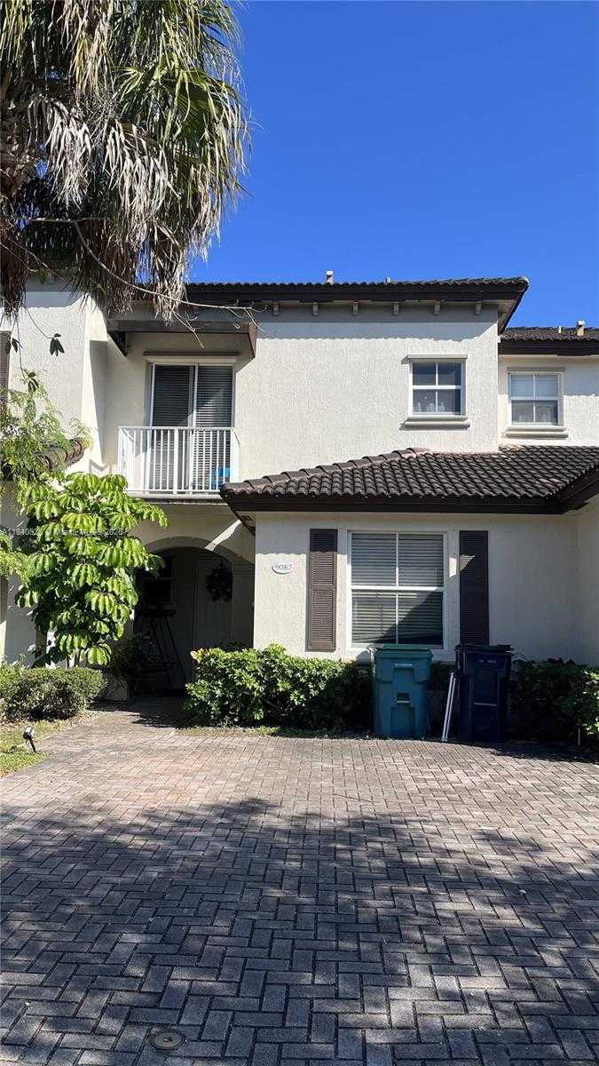 Small Image of 9087 SOUTH WEST 153RD CT, Miami Number 14