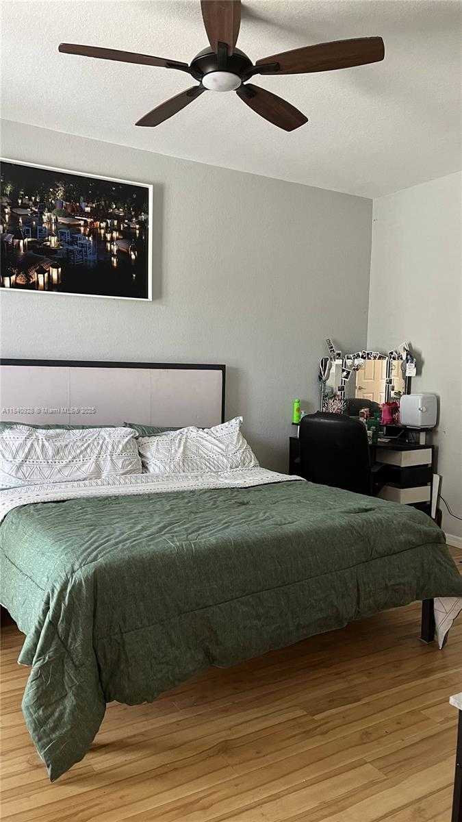 Small Image of 9087 SOUTH WEST 153RD CT, Miami Number 8