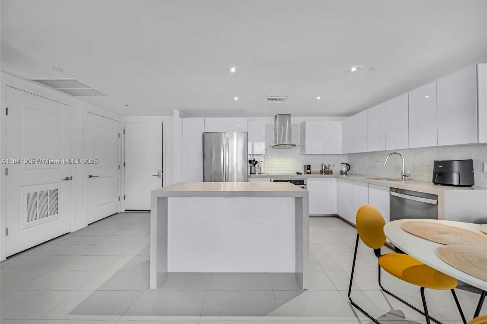 Small Image of 1600 NORTH EAST 1ST AVE #2318, Miami Number 5