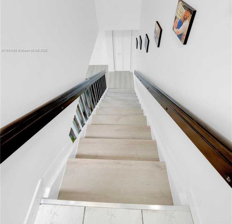 Small Image of 651 NORTH WEST 82ND AVE #124, Miami Number 15