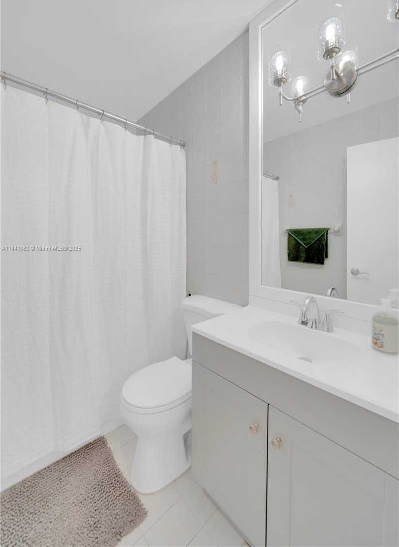 Small Image of 651 NORTH WEST 82ND AVE #124, Miami Number 22