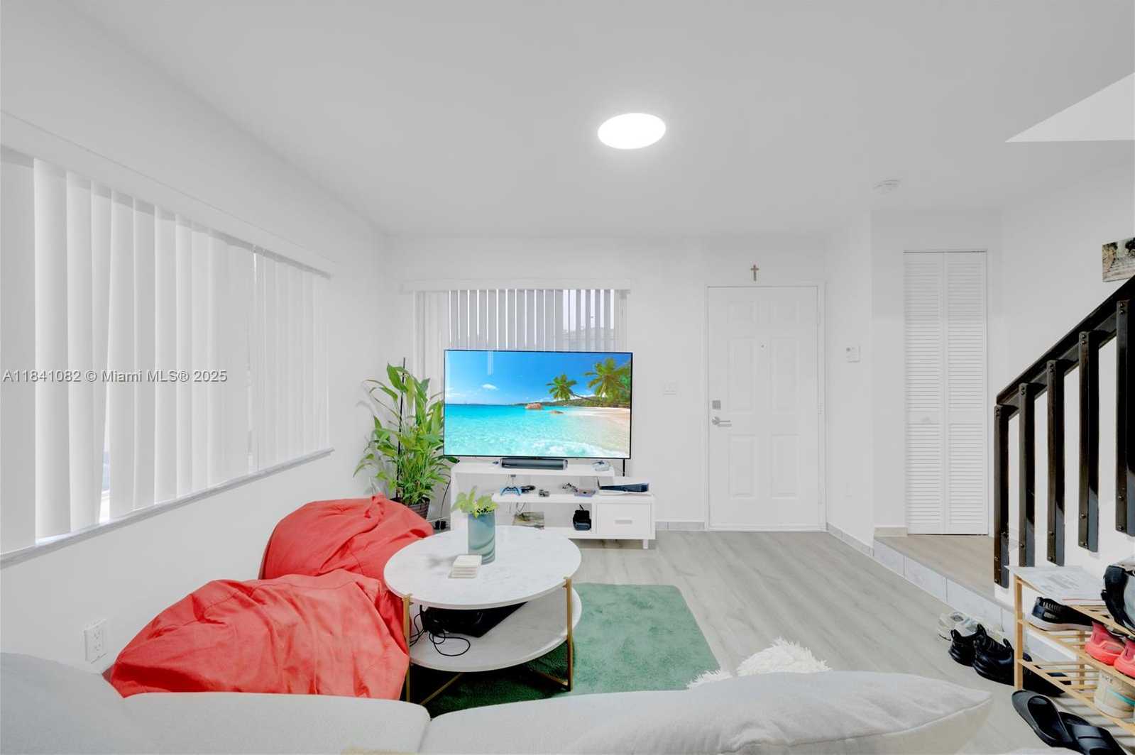Small Image of 651 NORTH WEST 82ND AVE #124, Miami Number 6