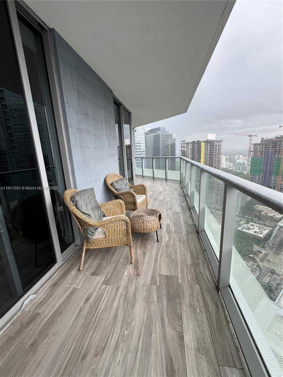 Small Image of 1300 BRICKELL BAY DR #3301, Miami Number 17
