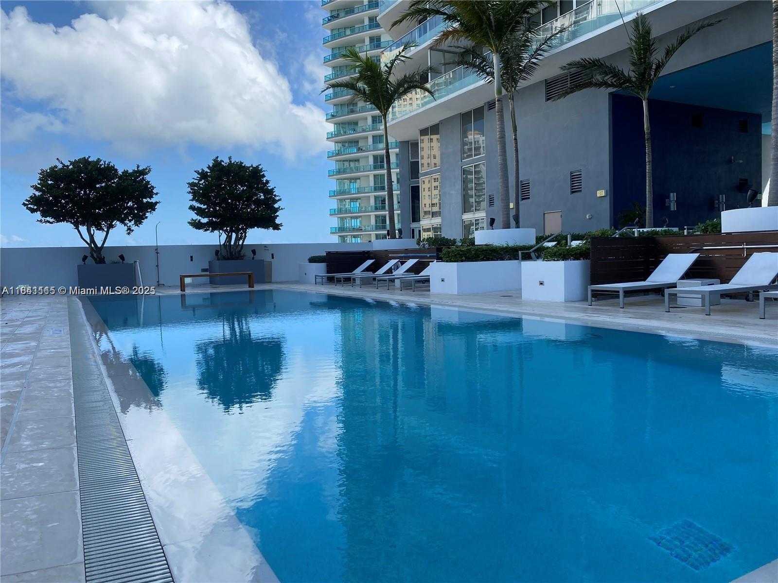 Small Image of 1300 BRICKELL BAY DR #1808, Miami Number 20