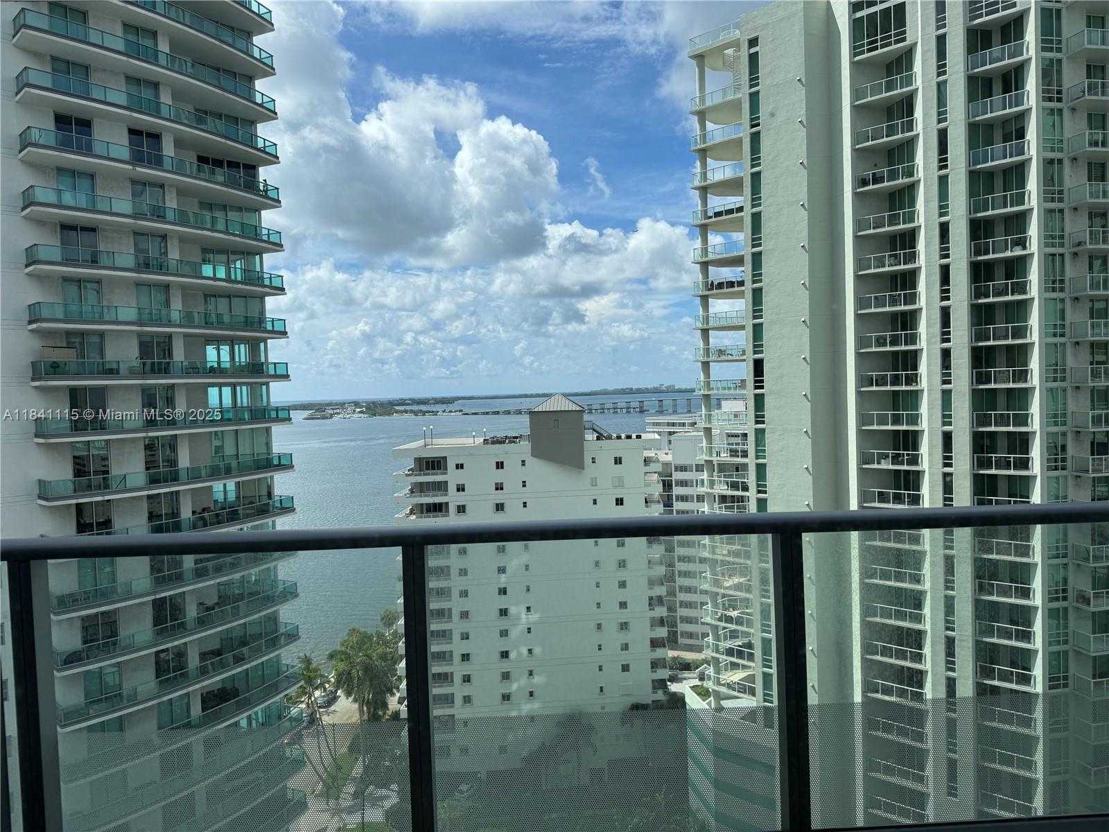 Small Image of 1300 BRICKELL BAY DR #1808, Miami Number 3
