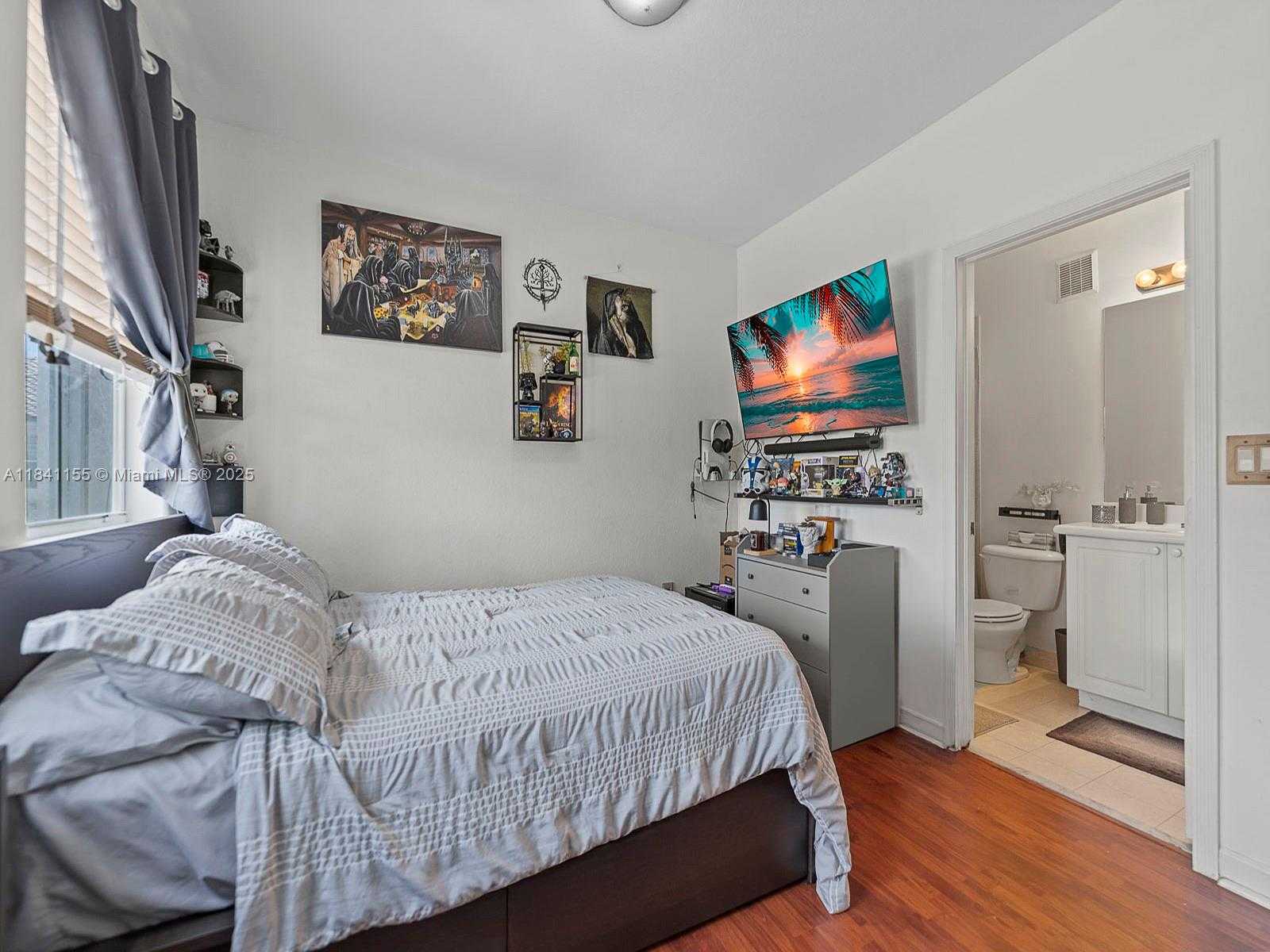 Small Image of 5400 NORTH WEST 107TH AVE #401, Doral Number 12