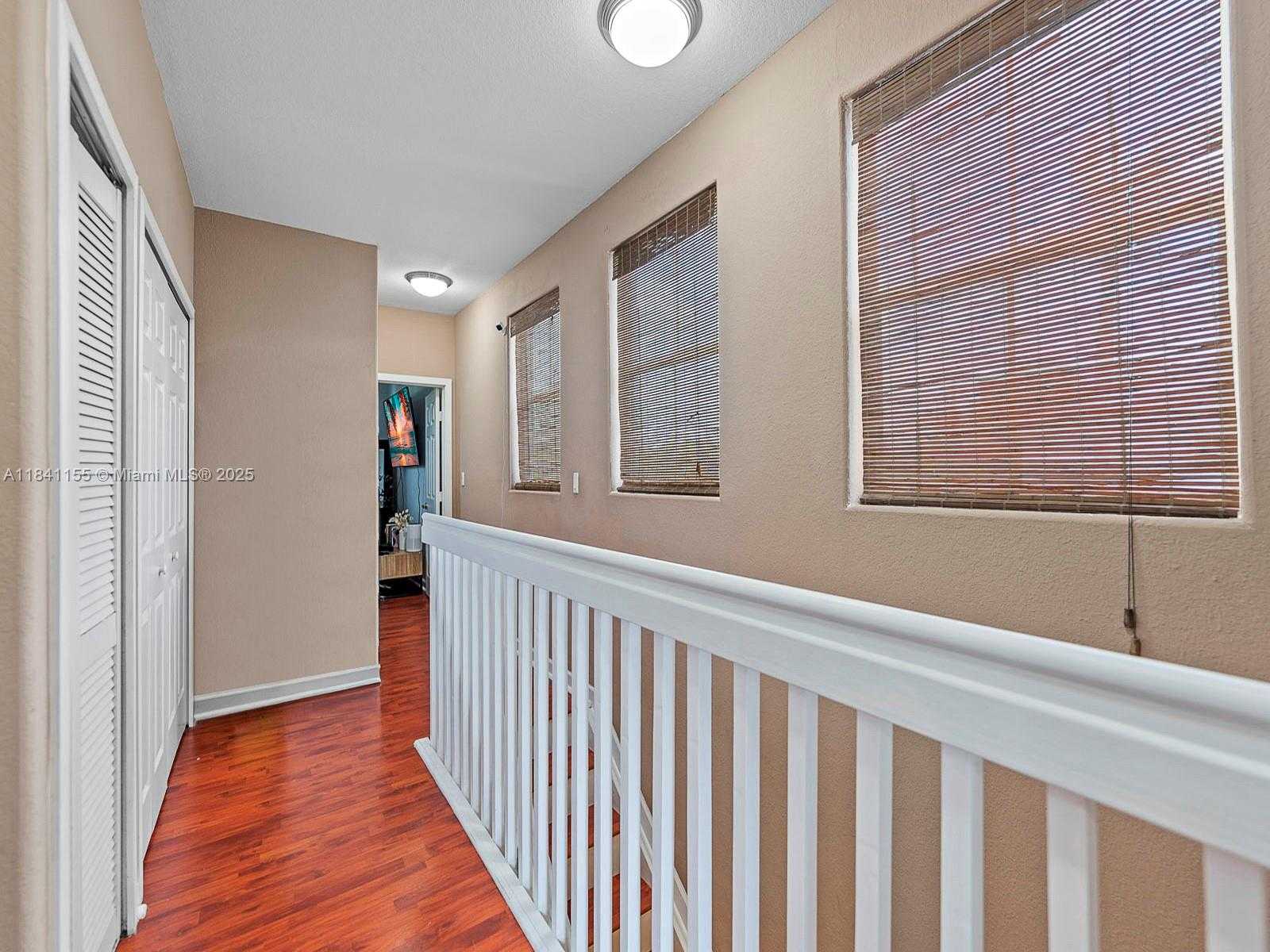 Small Image of 5400 NORTH WEST 107TH AVE #401, Doral Number 14