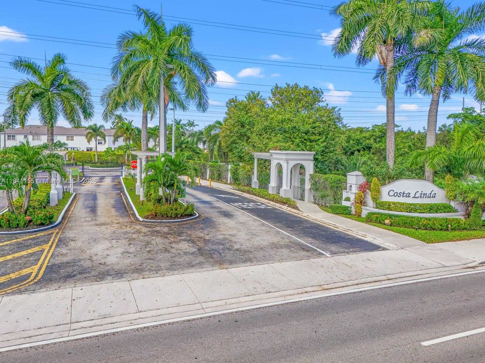 Small Image of 5400 NORTH WEST 107TH AVE #401, Doral Number 2