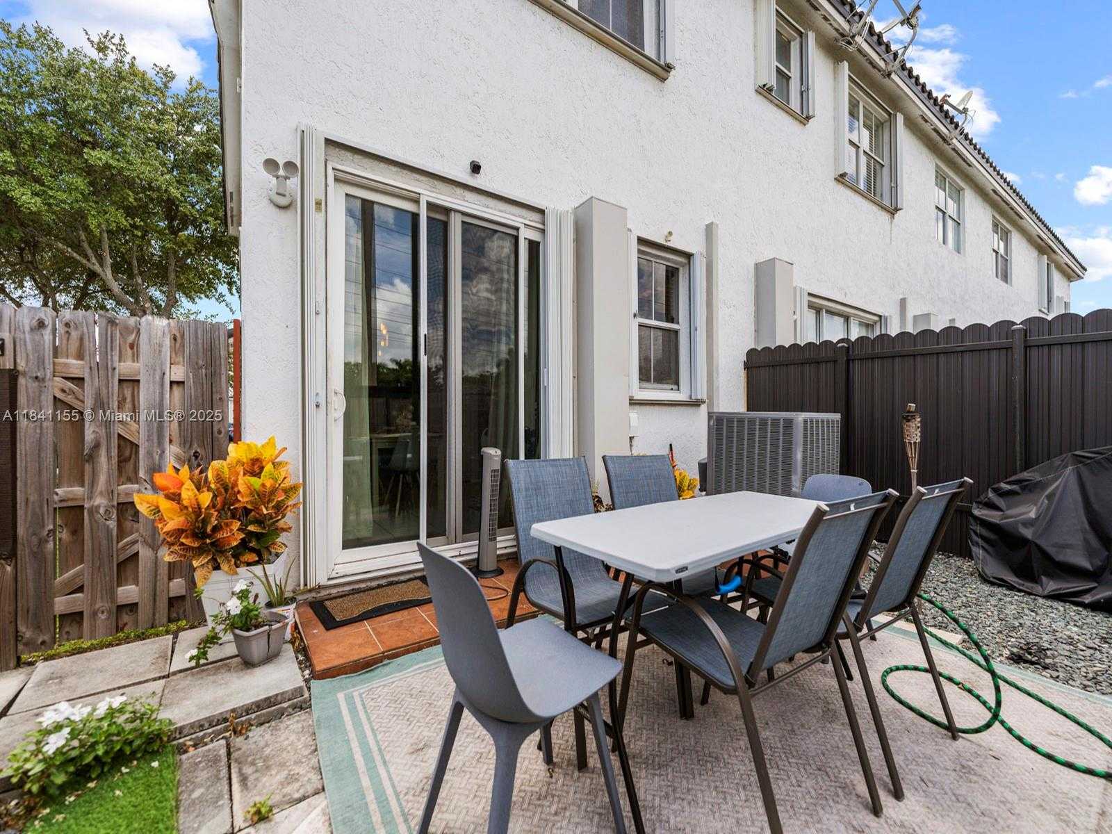 Small Image of 5400 NORTH WEST 107TH AVE #401, Doral Number 23