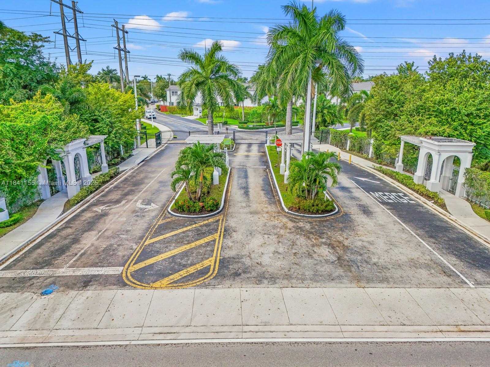 Small Image of 5400 NORTH WEST 107TH AVE #401, Doral Number 27