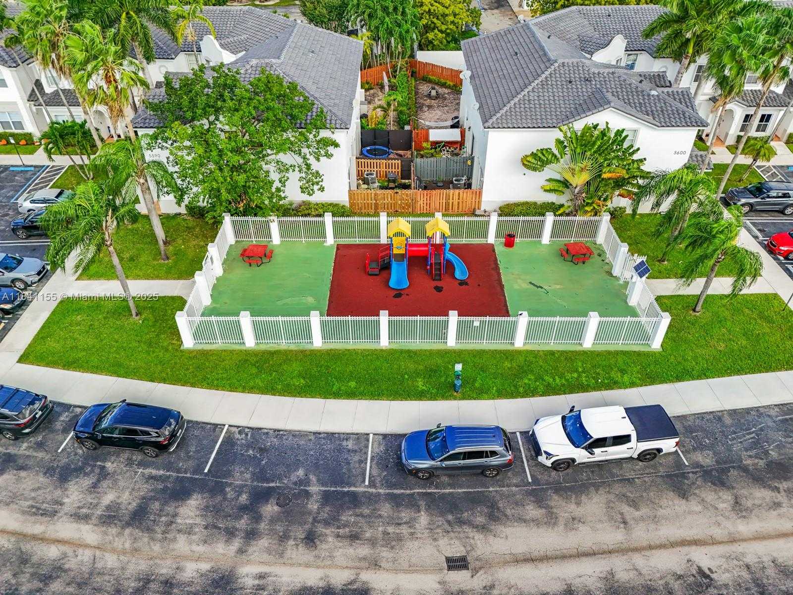 Small Image of 5400 NORTH WEST 107TH AVE #401, Doral Number 5