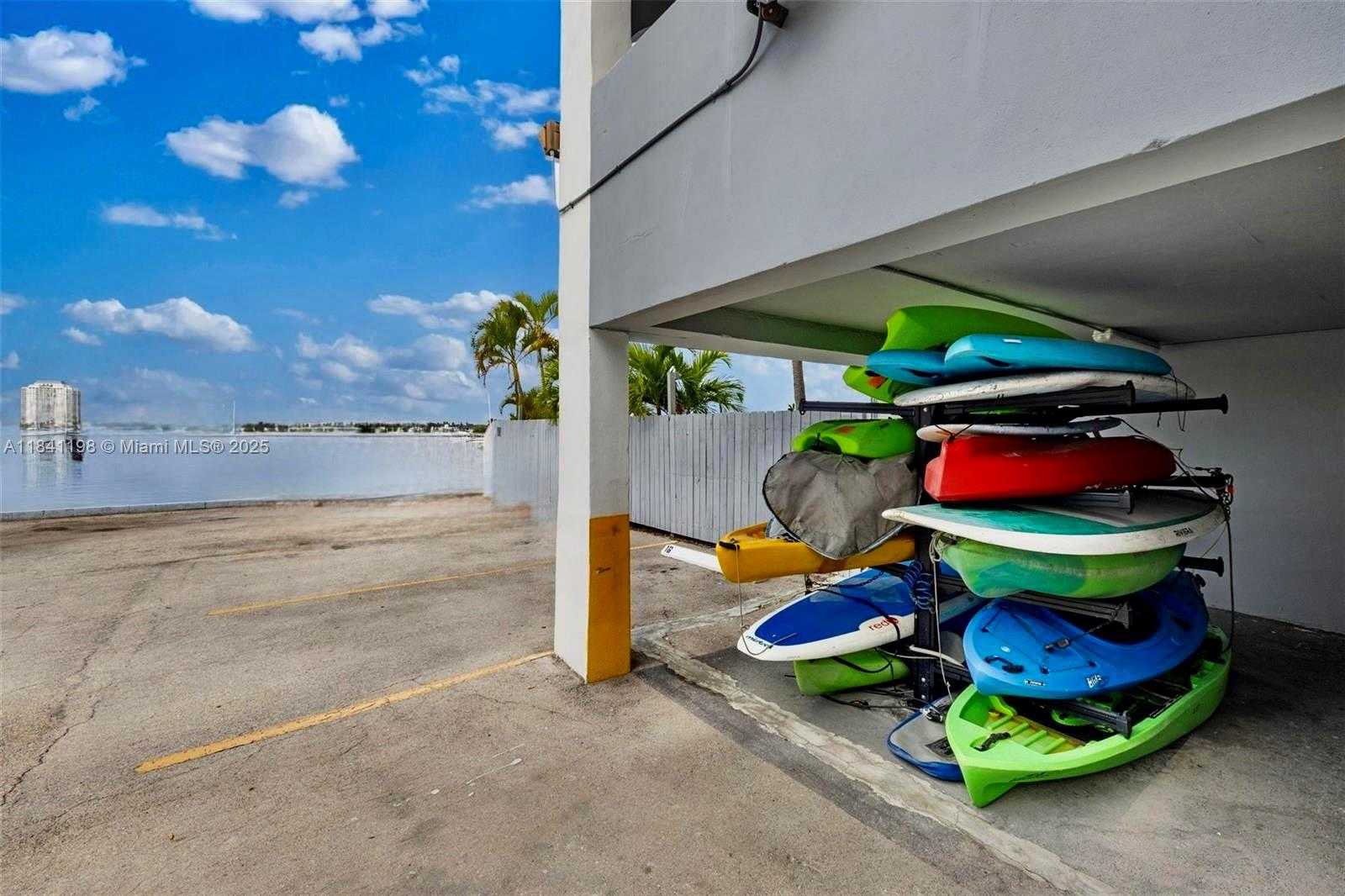 Small Image of 7928 WEST DR #510, North Bay Village Number 16