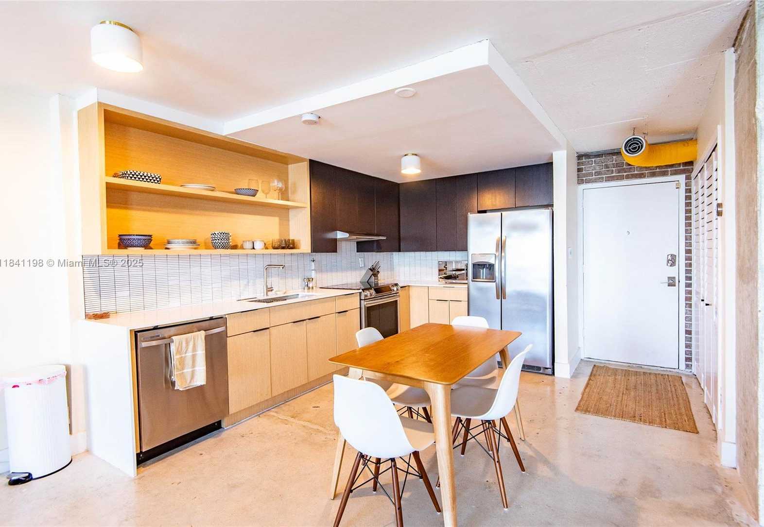 Small Image of 7928 WEST DR #510, North Bay Village Number 22