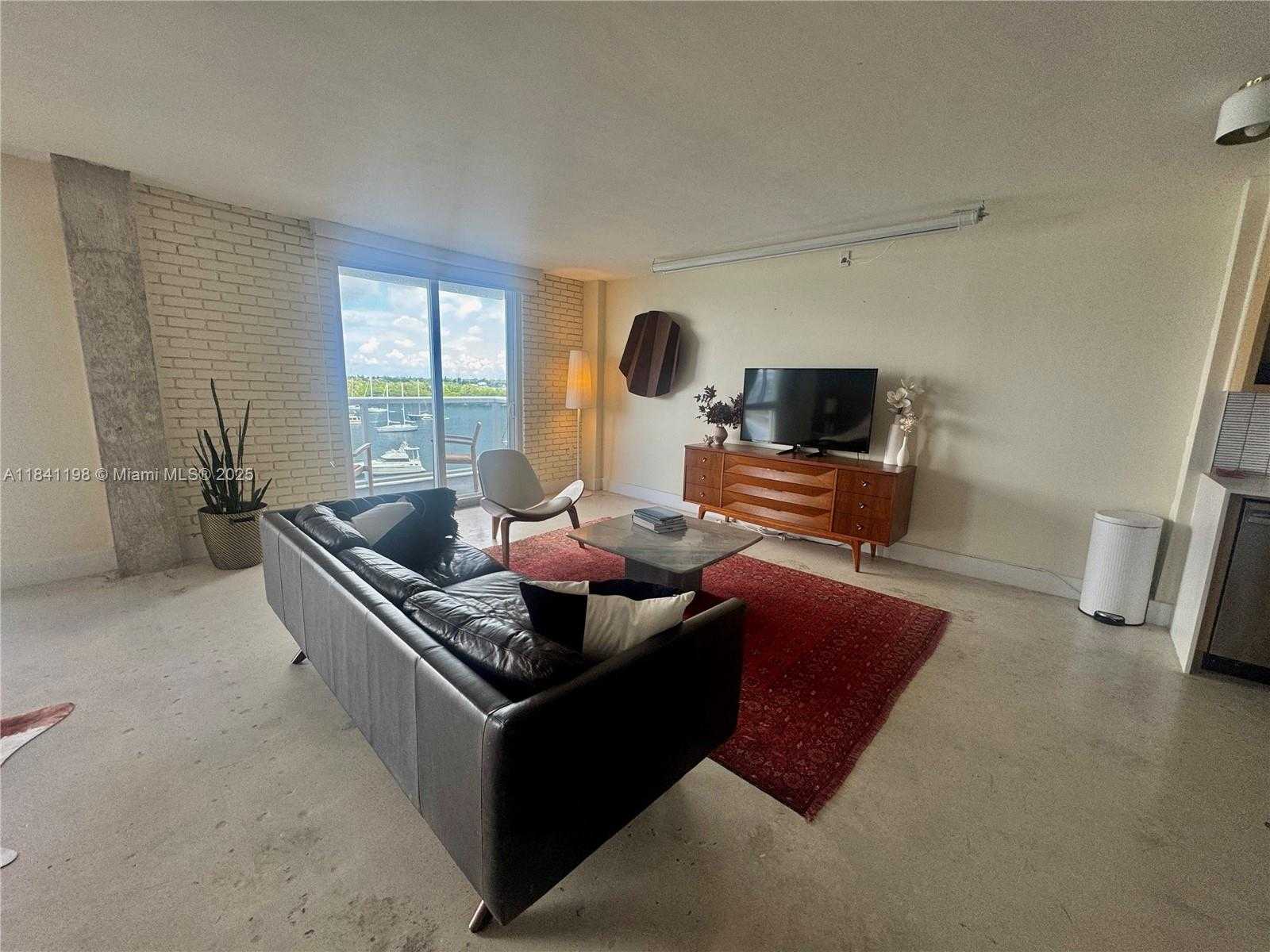 Small Image of 7928 WEST DR #510, North Bay Village Number 8