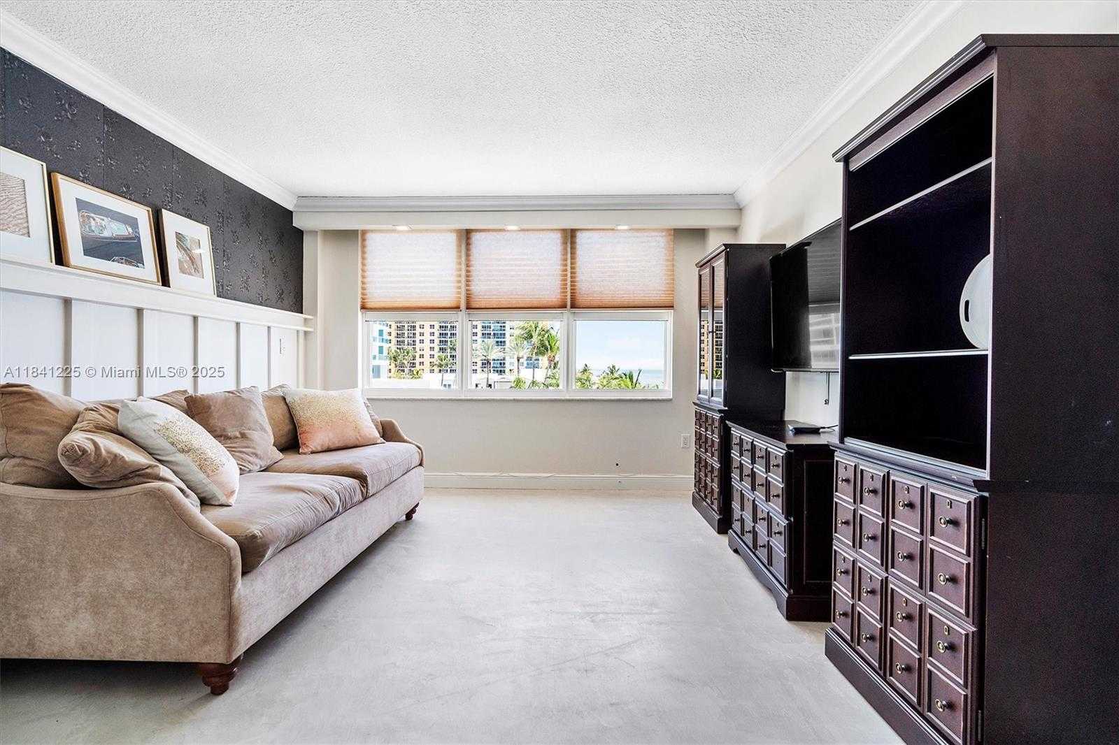 Small Image of 2751 SOUTH OCEAN DR #504S, Hollywood Number 10