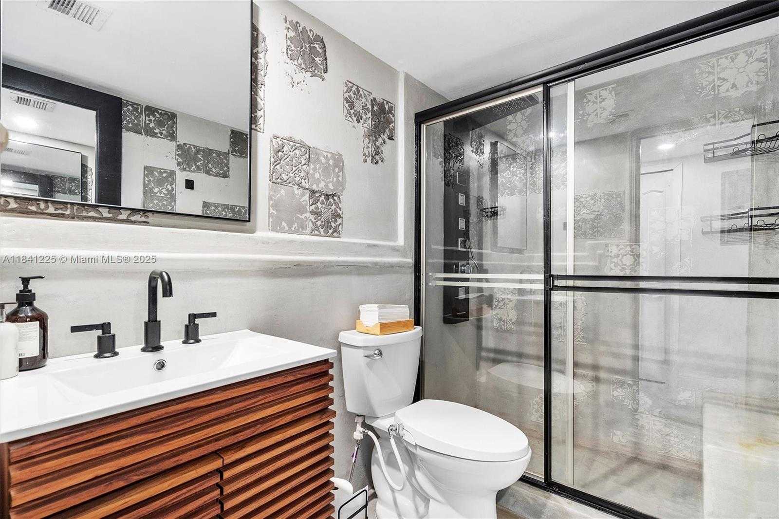 Small Image of 2751 SOUTH OCEAN DR #504S, Hollywood Number 12