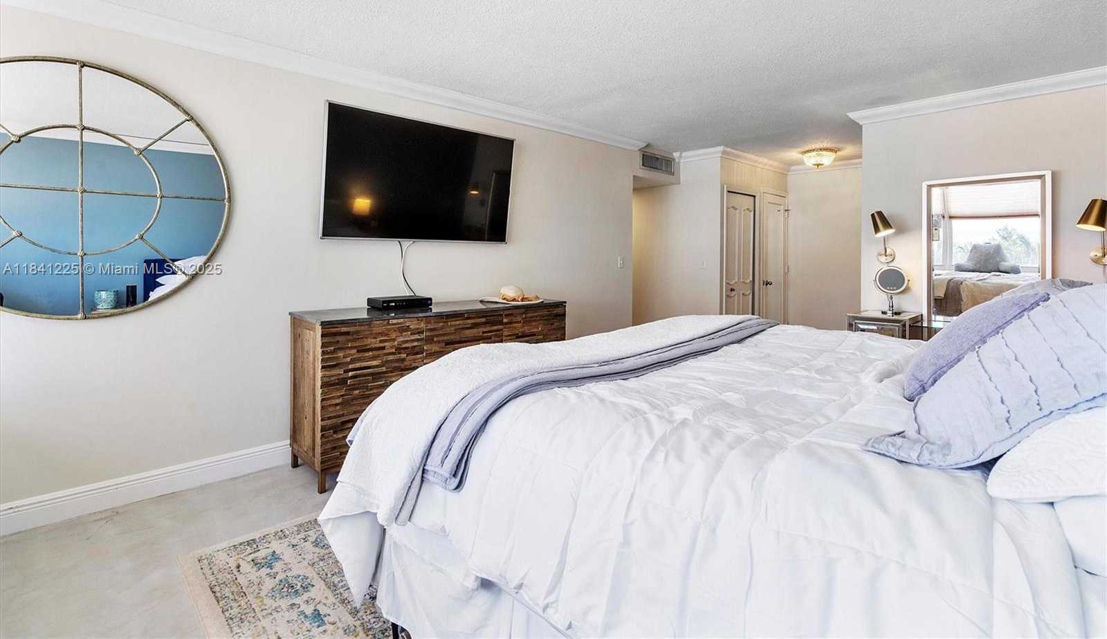 Small Image of 2751 SOUTH OCEAN DR #504S, Hollywood Number 8