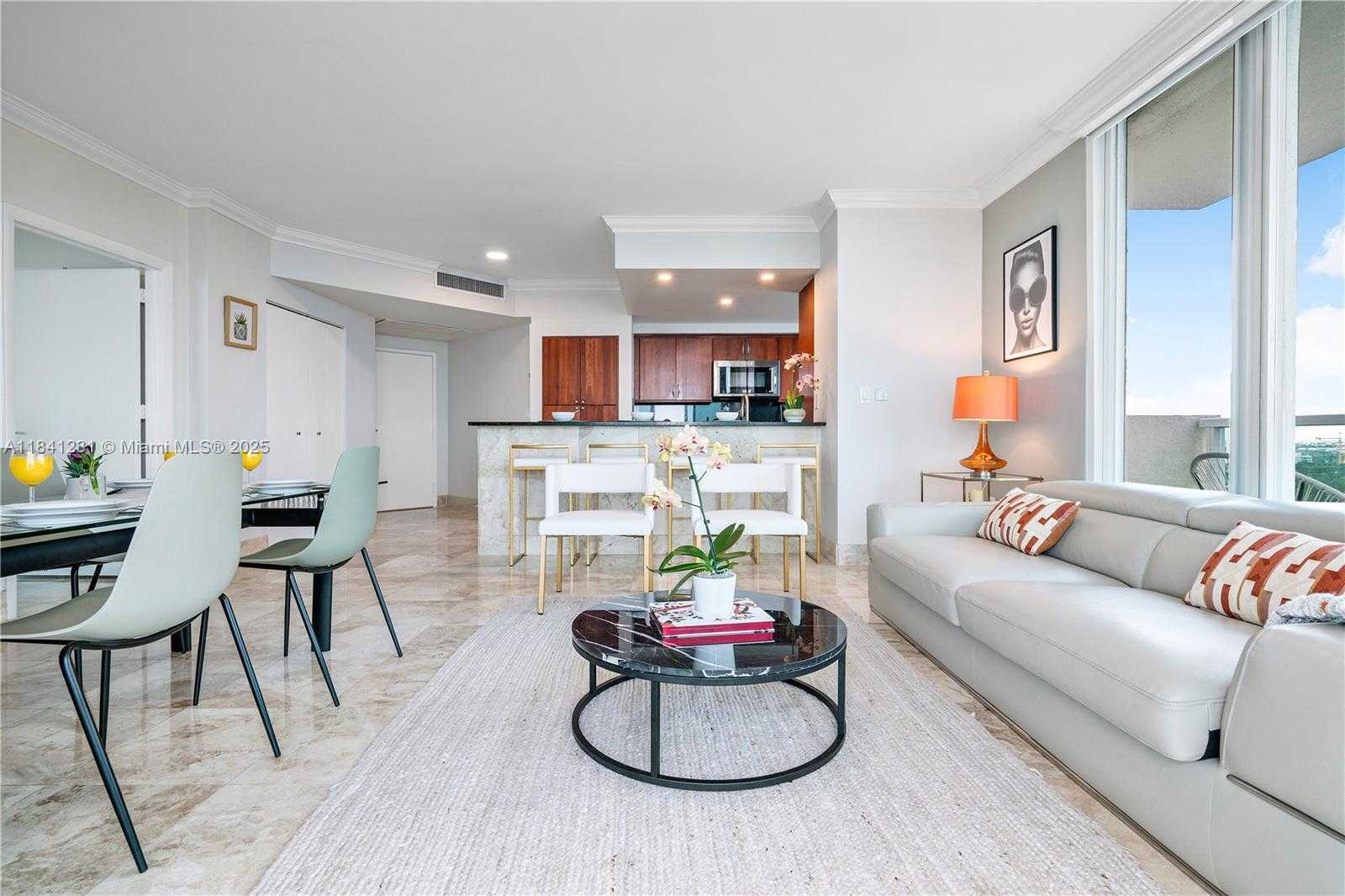 Small Image of 2889 MCFARLANE RD #1801, Miami Number 17