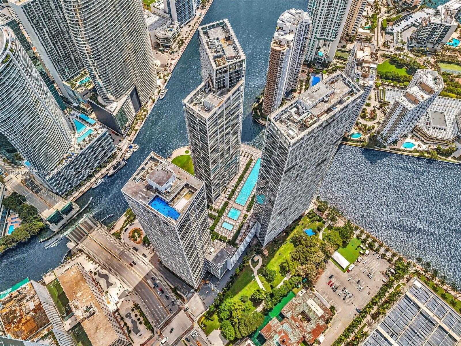Small Image of 495 BRICKELL AVE #5009, Miami Number 35