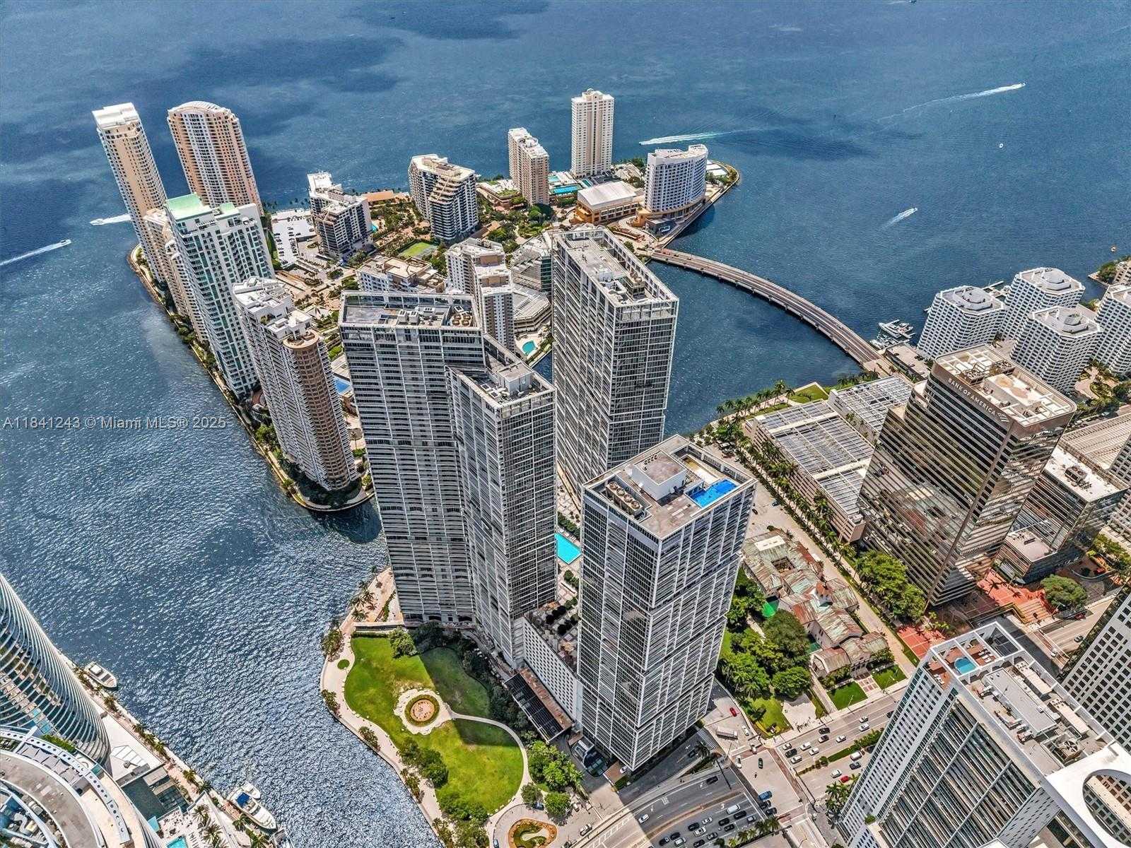 Small Image of 495 BRICKELL AVE #5009, Miami Number 45