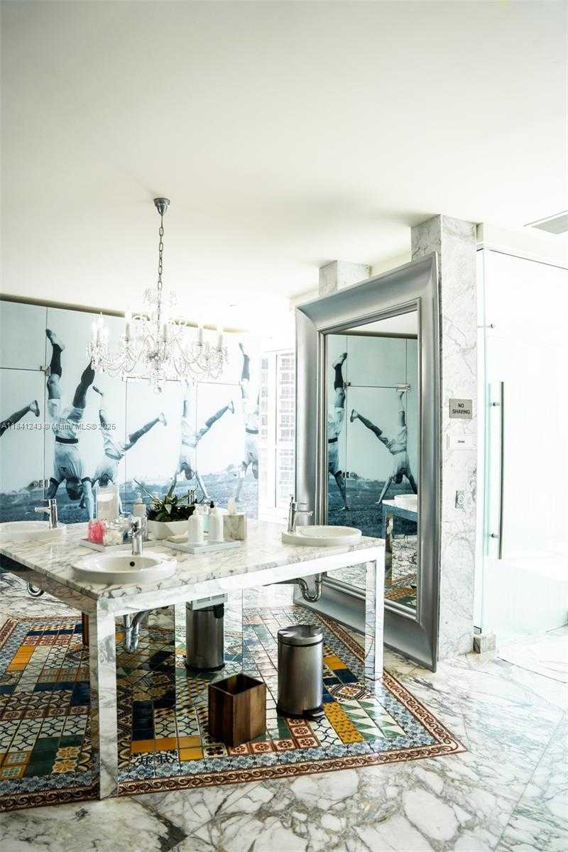 Small Image of 495 BRICKELL AVE #5009, Miami Number 61