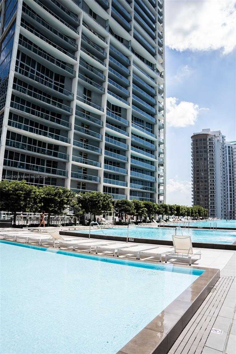 Small Image of 495 BRICKELL AVE #5009, Miami Number 76