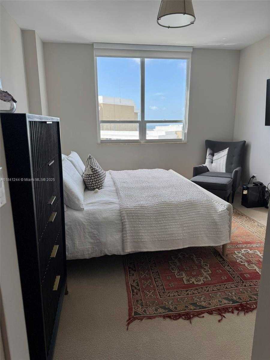 Small Image of 801 BRICKELL KEY BLVD #2705, Miami Number 12