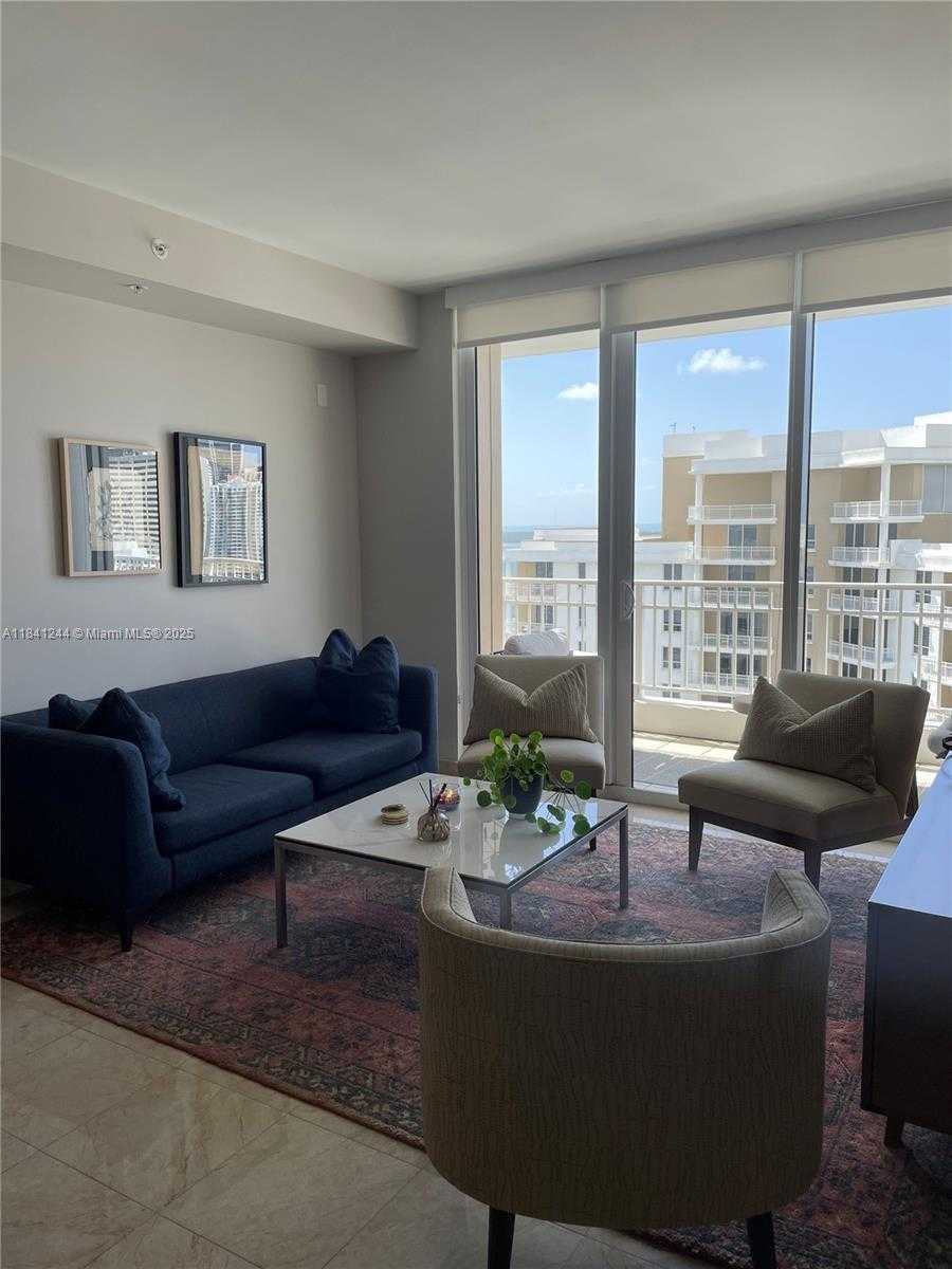 Small Image of 801 BRICKELL KEY BLVD #2705, Miami Number 4