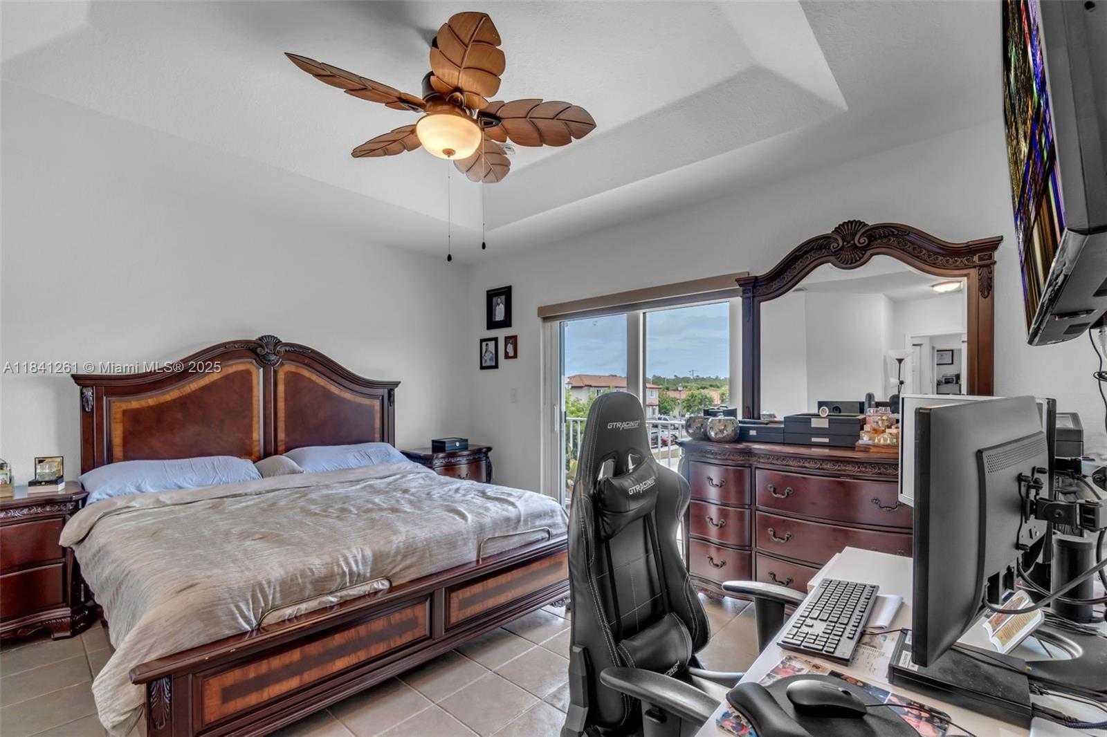 Small Image of 17153 SOUTH WEST 138TH CT, Miami Number 15
