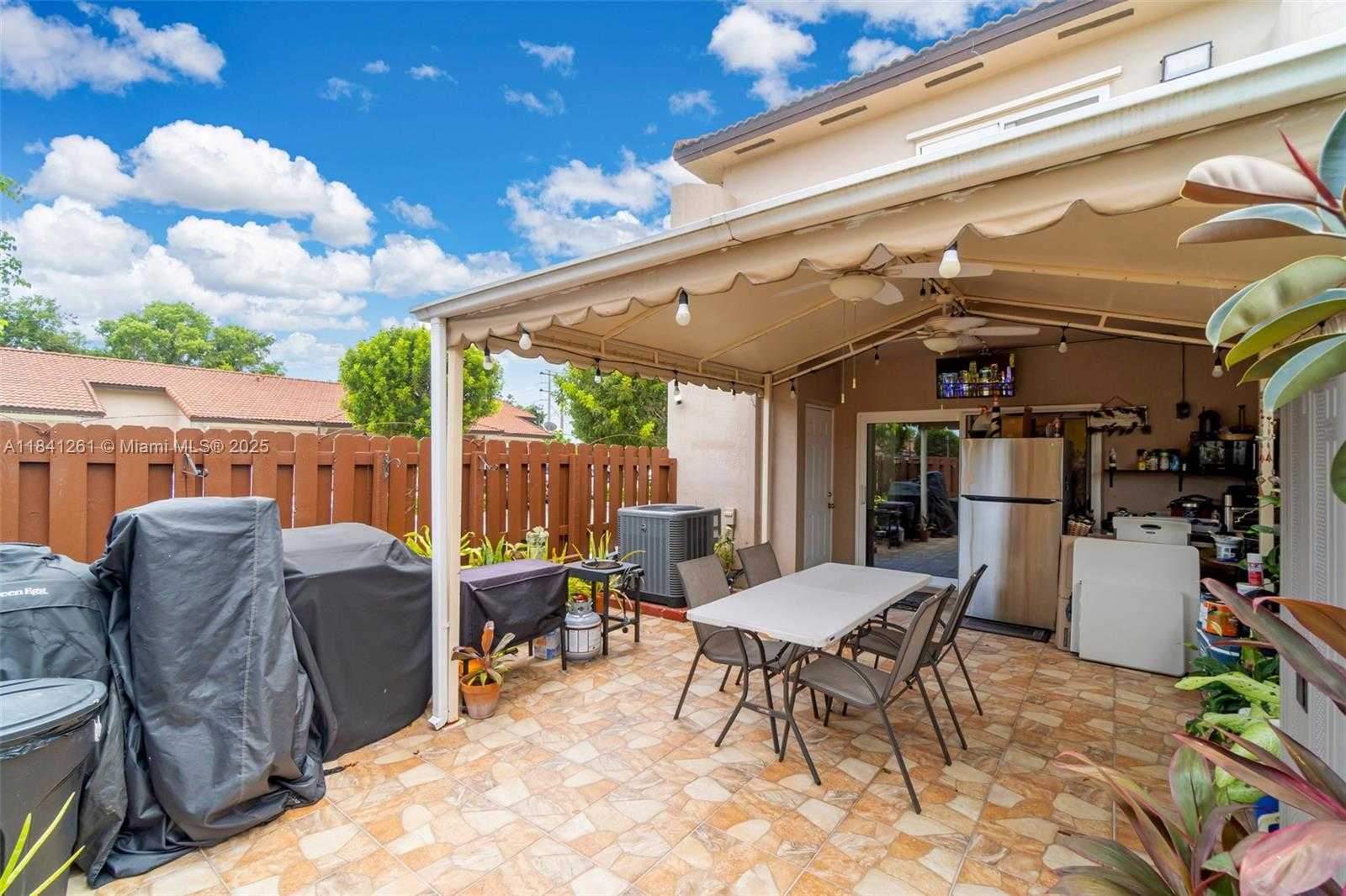 Small Image of 17153 SOUTH WEST 138TH CT, Miami Number 19
