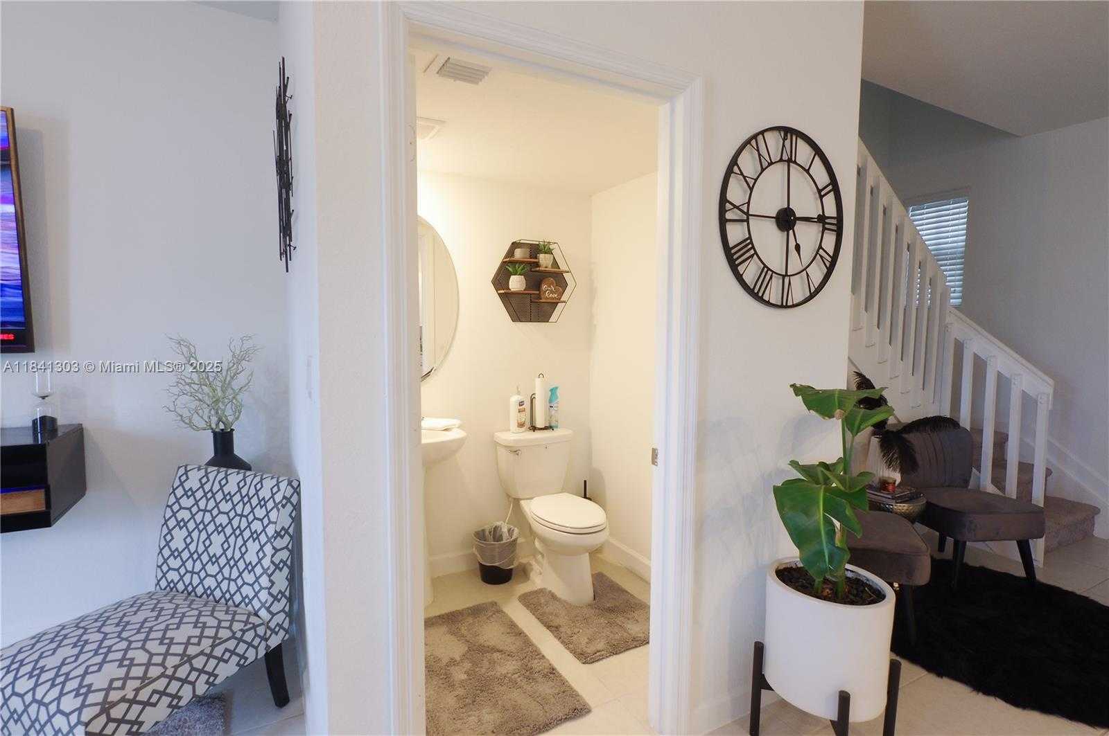 Small Image of 20441 NORTH WEST 4TH CT, Miami Gardens Number 10