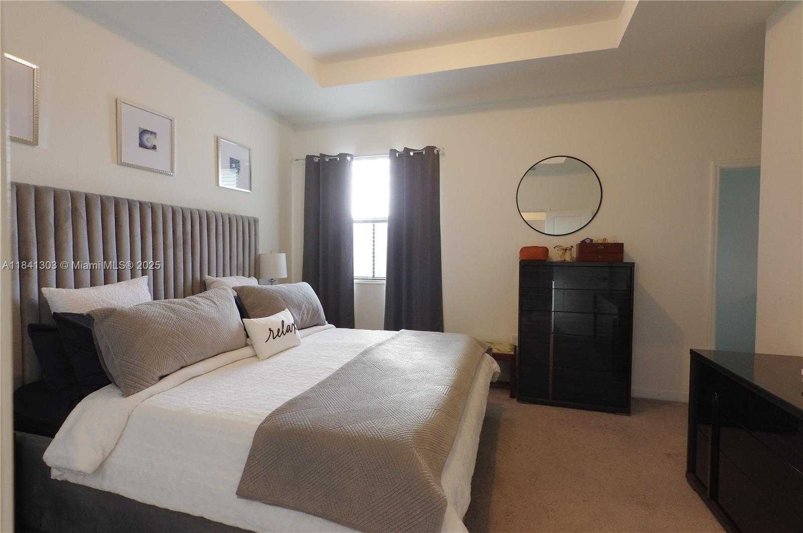 Small Image of 20441 NORTH WEST 4TH CT, Miami Gardens Number 18