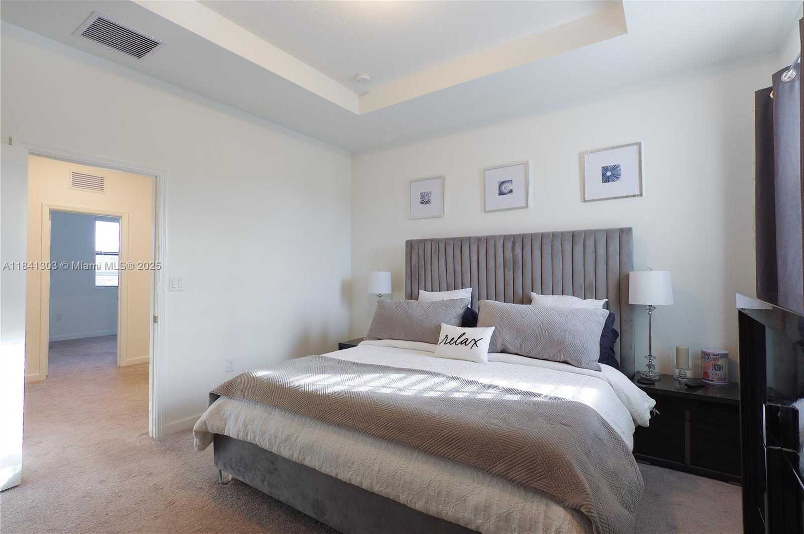 Small Image of 20441 NORTH WEST 4TH CT, Miami Gardens Number 20