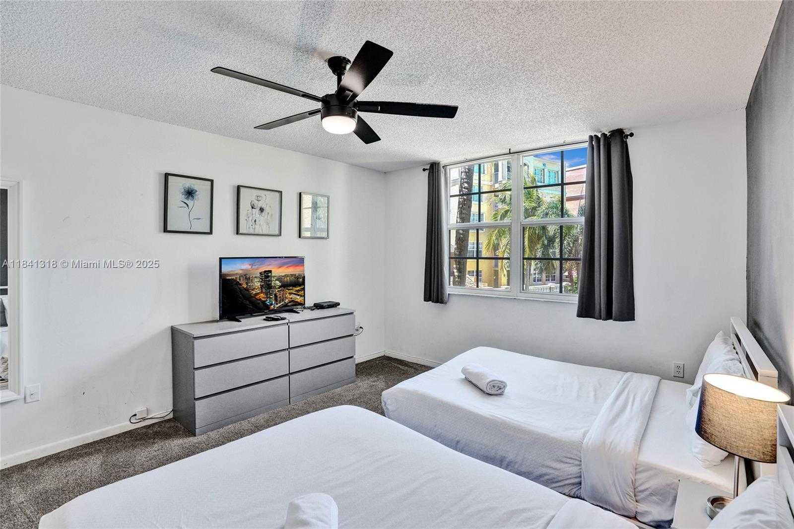 Small Image of 19701 EAST COUNTRY CLUB DR #5306, Aventura Number 21