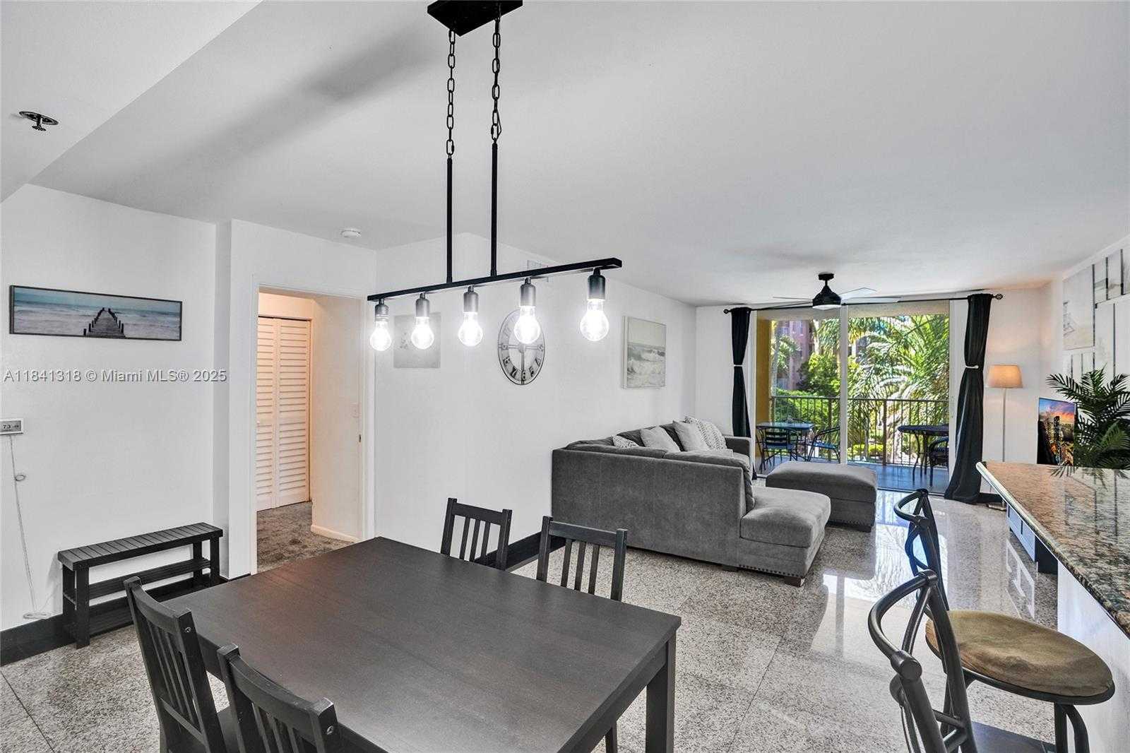 Small Image of 19701 EAST COUNTRY CLUB DR #5306, Aventura Number 5