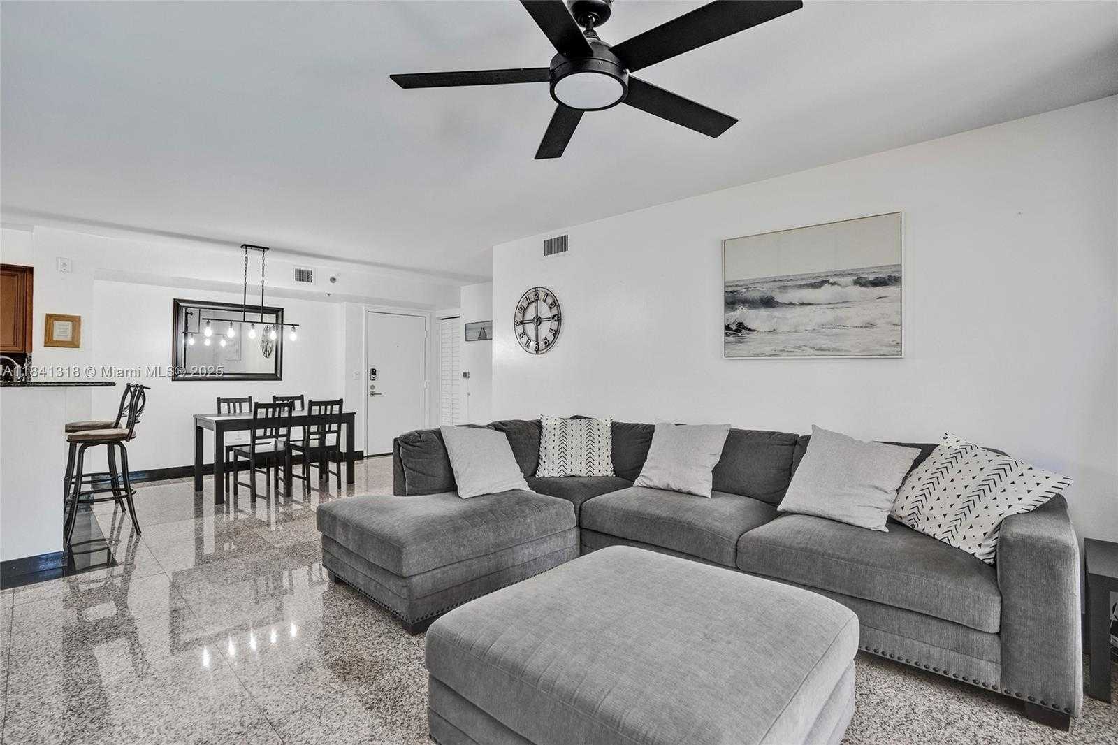 Small Image of 19701 EAST COUNTRY CLUB DR #5306, Aventura Number 7