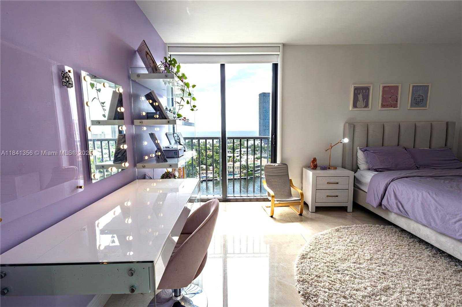 Small Image of 19707 TURNBERRY WAY #18J, Aventura Number 17